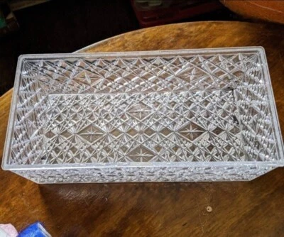 Caja de pañuelos Trelawney Lucite Starburst vintage sin tapa Foto 1 de 4