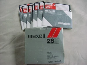 NOS box of 9 MAXELL DOUBLE SIDED 5 1/4" DISKS IBM & more - Afbeelding 1 van 2