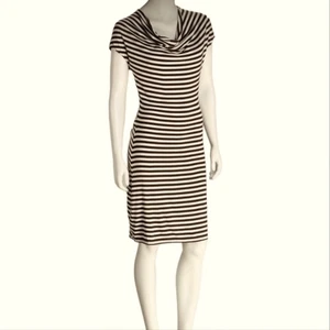 Neu mit Etikett Krimson Klover Outdoor-Tagesausflüglerkleid Large - Bild 1 von 8