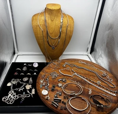 Lote de joyas de plata de ley de más de 60 piezas. Desgaste o chatarra 316g Foto 1 de 4