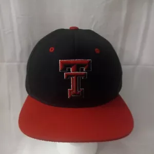ZEPHYR Texas Tech Red Raiders Snapback Hat Cap 2 Tone Black Red NCAA Adjustable - Picture 1 of 6