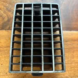 Argus 300 Watt Slide Projector Exhaust Grille w Latch Replacement 4 1/4 x 3" - Picture 1 of 4