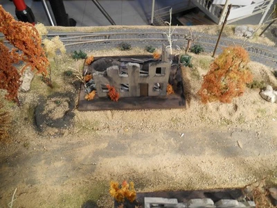 HO Minitanks Custom Detailed Hand Painted Bombed Out Building - Image 1 of 3