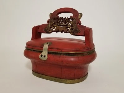 Fiambrera antigua china lacada roja del siglo XIX Foto 1 de 4