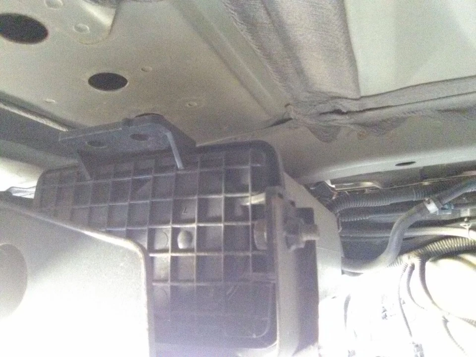 Nissan Armada 2018 bote de vapor de combustible 5,6 litros automático Foto 1 de 4