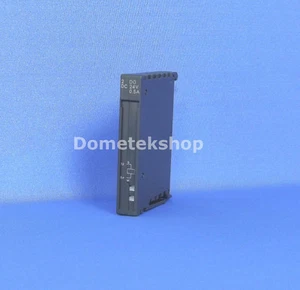 Siemens 63S7122-1BB00-0AA0 Digital output Module (New) - Picture 1 of 3