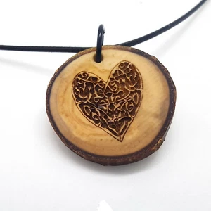 Collar colgante de madera corazón celta, nudo celta, regalo romántico - Imagen 1 de 7