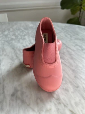 EUC Hunter Girls Clog Shoes Rain Garden Permission Pink, Sz 9 - 10 (8UK)  (077) - Image 1 of 3