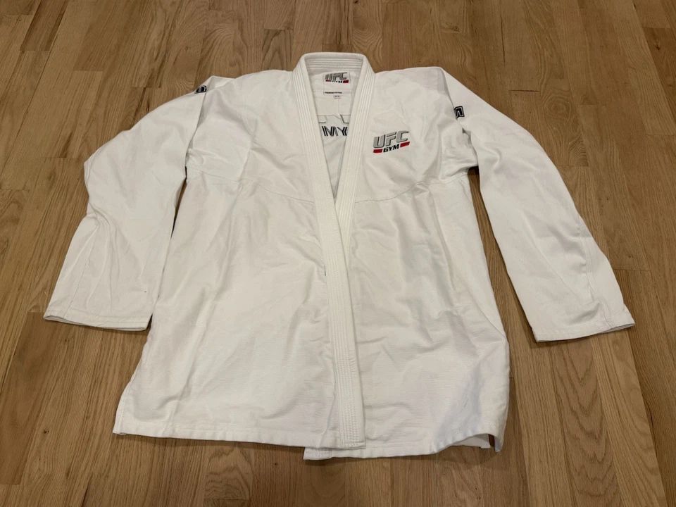A7 UFC Gym Jiu Jitsu Gi Kimono White Robe Martial Arts - Image 1 of 4