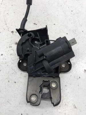 Cerradura portón trasero tapa maletero Audi A6 S6 C6 4F 2006 4F5827505C DRA50812 Foto 1 de 3