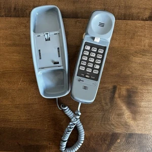 Vintage☆ AT&T Trimline 210 Touch Tone Push Button Wall/Desk Corded Phone~ BLUE - Photo 1/14