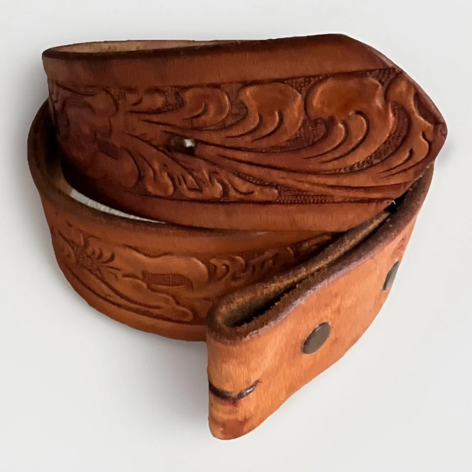 Cinturón vaquero Justin Western Tooled 26 marrón floral sin hebilla Foto 1 de 4