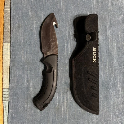 Buck 393  w/guthook and Sheath - Image 1 of 4