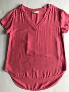 NEW CLOTH & STONE SzM V-NECK SHORT SLEEVE TOP BLOUSE IN MELON - Picture 1 of 3