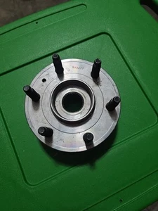 Front or Rear Wheel Bearing and Hub 513277 Enclave Chevy Traverse GMC Acadia - Bild 1 von 3