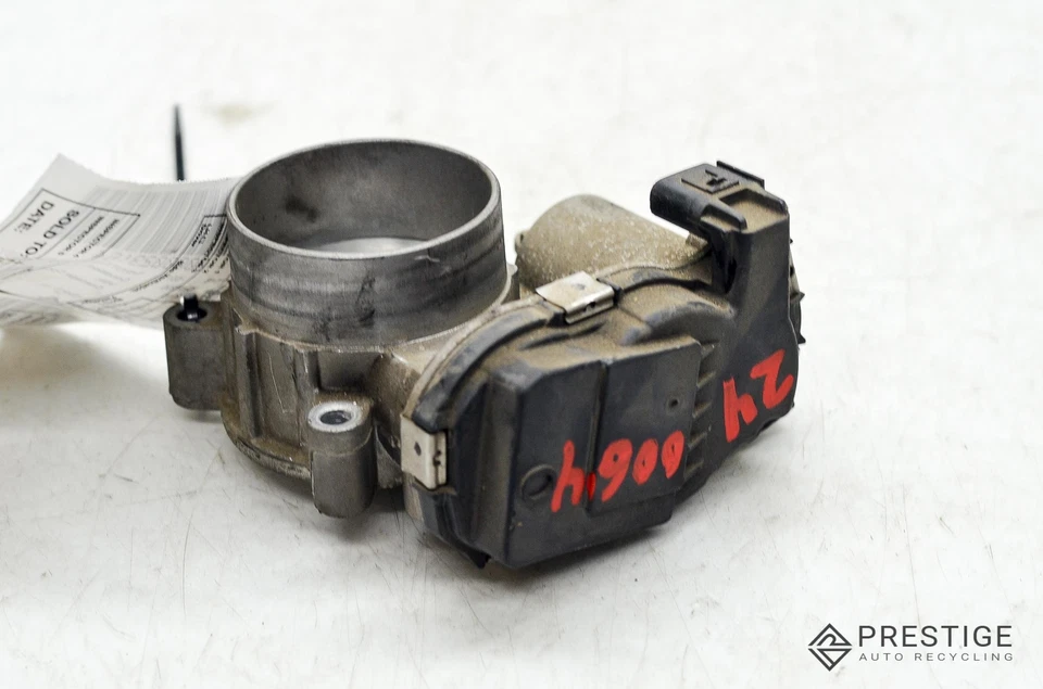 2015-2017 CHRYSLER 200 THROTTLE BODY OEM - Изображение 1 из 4