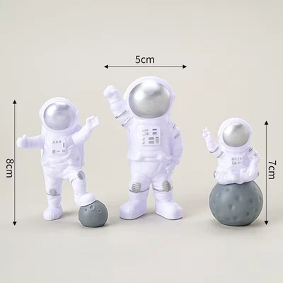 4 Pcs Astronaut Figure Statue Figurine Spaceman Sculpture Educational Toy Deskto - image 1 of 4
