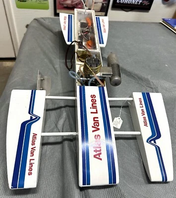Antigo Atlas Van Lines Dumas RC Boat Outrigger com SO Max FP 60 motor / - Imagem 1 de 4