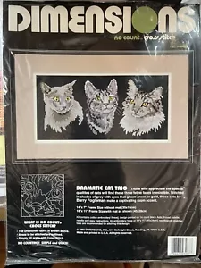 Dimensioni Drammatico Gatto Trio Gattini Senza Conteggio Punto Croce - Foto 1 di 3