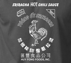 SRIRACHA HOT CHILE SALSA Camiseta Gallo Foodie Hot Dog Comida Concurso S-6XL Camiseta - Imagen 1 de 14