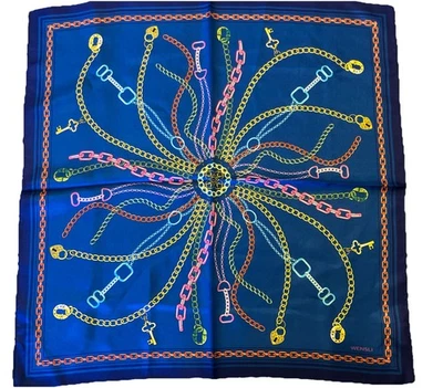 Wensli Chinese Silk Scarf New with Tags 51 sq cm | approximately 20.25 sq in - Image 1 of 4