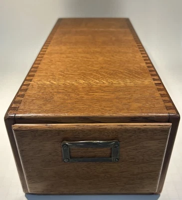 VTG 1 DRAWER WOODEN LIBRARY CARD CATALOG BOX INDEX FILE 16x7x5”  Dovetail 3x5 Cd - Image 1 of 4