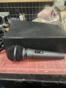 V Tech 1040 Microphone with cord - Picture 1 of 3