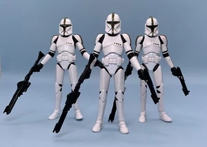 Star Wars The Black Series 3,75" #02 Clone Trooper Sergeant 3 Stück - Bild 1 von 3