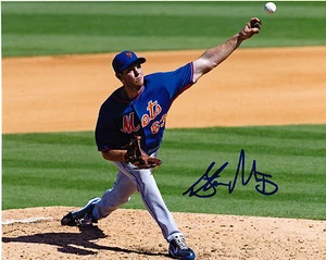 STEVEN MATZ   NEW YORK METS   ACTION COLOR  SIGNED 8x10 - Picture 1 of 1