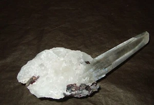 - Minerali Grezzi Cristalloterapia - HUBNERITE su QUARZO IALINO (7) peru' - Picture 1 of 6