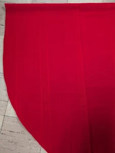 Christmas Red Tablecloth Oval 86" x 50" - Picture 1 of 2