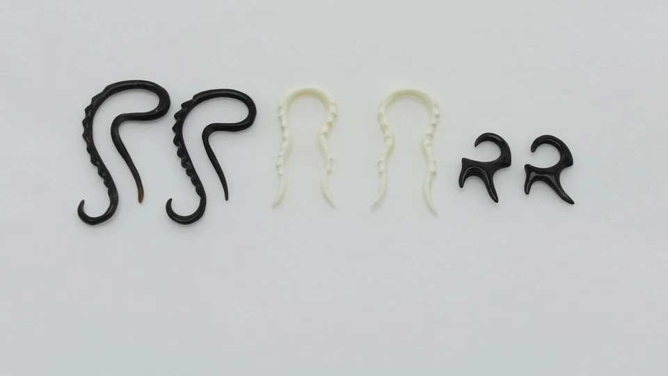 Pair of 10 Gauge 10g 2 mm Organic Hand Carved Hanging Earrings Horn Amber More - Image 1 of 1