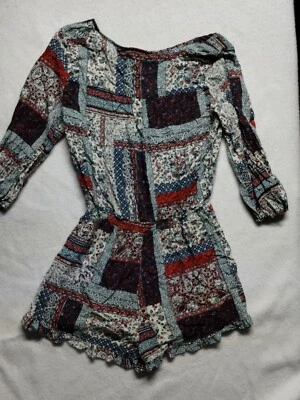 Mameluco Mossimo Supply Co. Para Mujer Estampado Patchwork Botón Frontal y Cintura Elástica M Foto 1 de 4