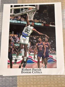 Robert Parrish Autographed Photo - Picture 1 of 2