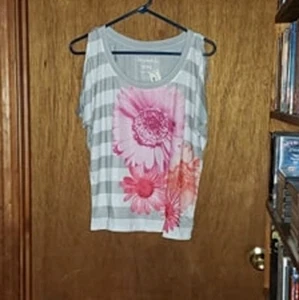 Aeropostale grau & weiß gestreift/Blume Cold Shoulder Top - Bild 1 von 2