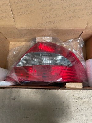 Unidad de luz trasera derecha para MERCEDES-BENZ CLK C209 A209 2098201664 Foto 1 de 3