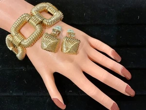 CINER SIGNED GORGEOUS COLLECTIBLE 7.5” RARE RUNWAY BRACELET & CLIP ON EARRINGS - Picture 1 of 10
