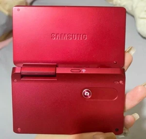 Samsung MV900f Flip-out Vlog Camera Red (Preowned) - Picture 1 of 1