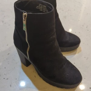 French Connection Sz 9/9.5 Jasmine Chunky Ankle Boots Black Block Heel - Picture 1 of 10