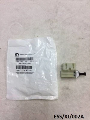 GENUINE MOPAR Brake Light Switch for Jeep Cherokee XJ 1997-2001 ESS/XJ/002A - Image 1 of 4