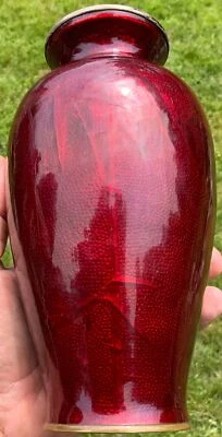 Antique Japanese Yamamoto Ginbari Cloisonne Pigeon blood red bamboo vase - Image 1 of 4