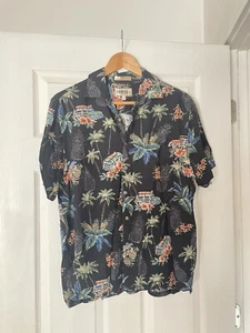 Camisa Campia Moda Para Hombre Talla L Negra Floral Tiki Hawaiana Piña Leñosa - Imagen 1 de 2