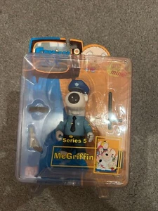 FAMILY GUY ACTION FIGURE - MEZCO TOYS SERIES 5 - MCGRIFFIN (NEW) FREE P+P - Picture 1 of 2