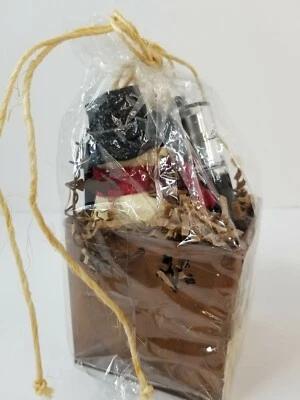 Ed Hardy Christian Audigier Adorno y Perfume Set de Regalo Foto 1 de 4