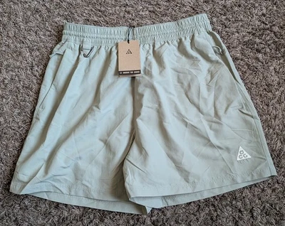 Pantalones Cortos Para Mujer Nike ACG Verde Claro 5" Atléticos Nylon M Nuevos con Etiquetas Foto 1 de 4