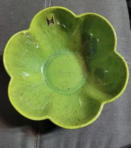 Royal Haeger 343 ~ Cuenco de pétalos de flores esmaltadas verdes con guacamole - MCM DE COLECCIÓN - Imagen 1 de 12