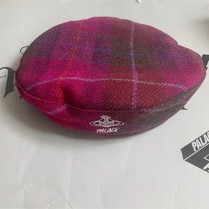 VIVIENNE WESTWOOD x PALACE GORE-TEX BERET Harris Tweed Rojo Talla L/XL Regalo - Imagen 1 de 4