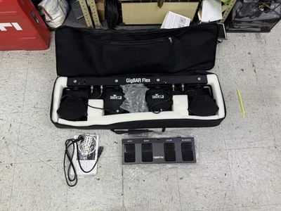 Sistema de iluminación flexible Chauvet DJ GigBAR con 2) Derby + 2) luces de lata + interruptor de pie Foto 1 de 4