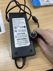 Netzteil 15VDC7A LED Licht Fotografie Licht Kabel FY1507000 XLR Kopf 4-Loch - Bild 1 von 4