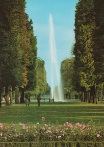 pk2167 - AK - Hannover -- Die "Große Fontäne" im "Großen Garten" - Bild 1 von 1